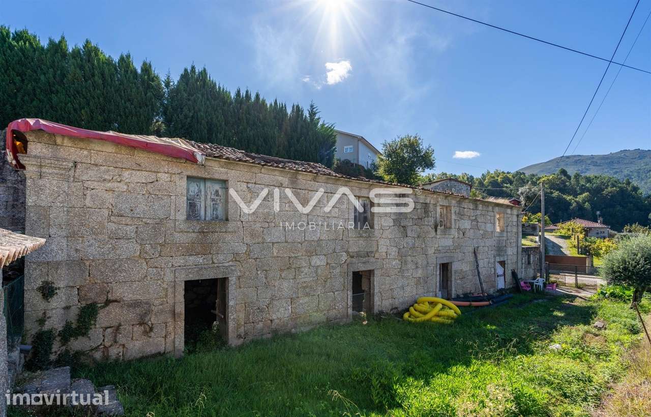 Moradia para Restaurar T0 Venda em Chorense e Monte,Terras de Bouro - Grande imagem: 4/8