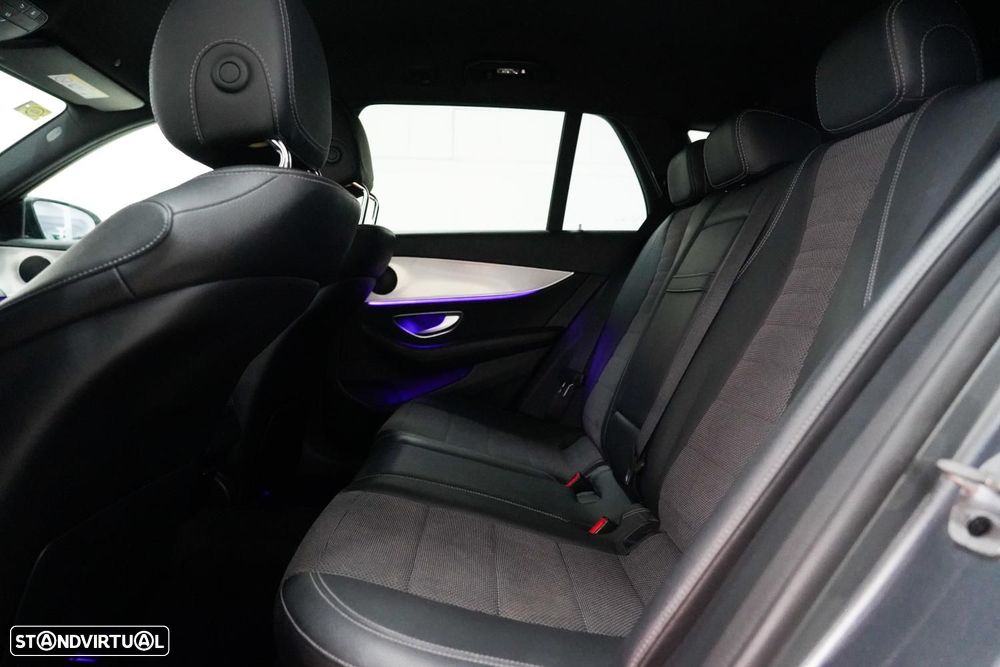 Mercedes-Benz E 300 de Avantgarde - 7