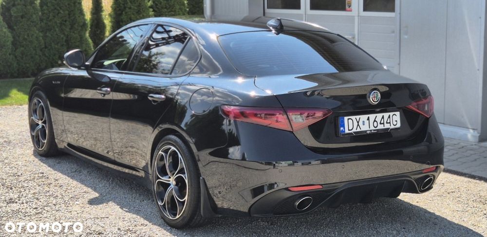 Alfa Romeo Giulia - 4