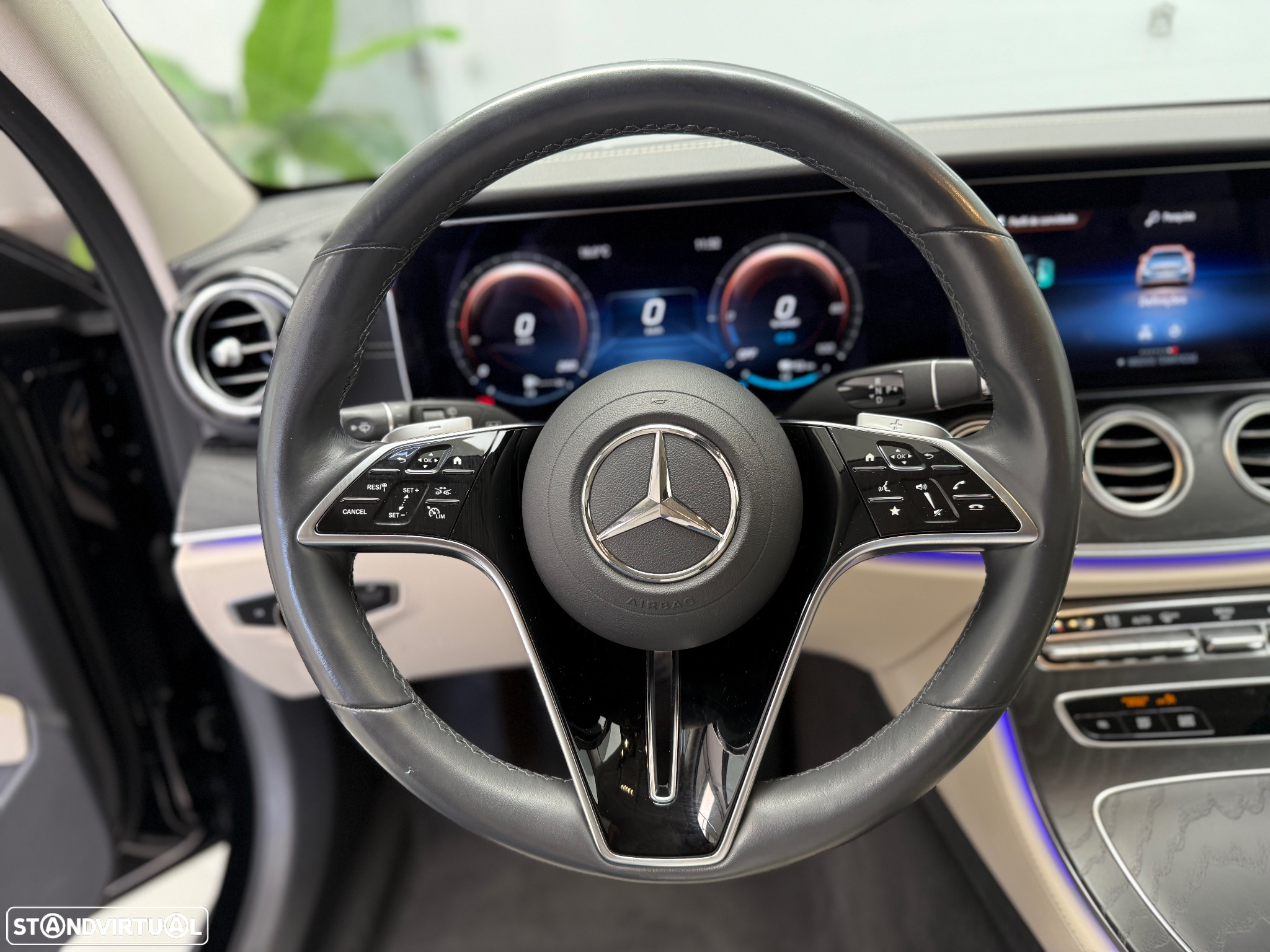 Mercedes-Benz E 300 de Avantgarde - 10