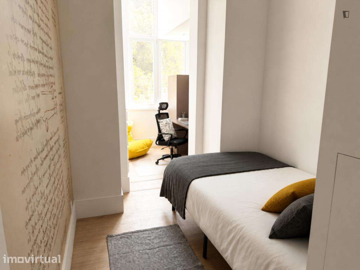 Quarto - localizado em Intendente Lisbon - Grande imagem: 3/15