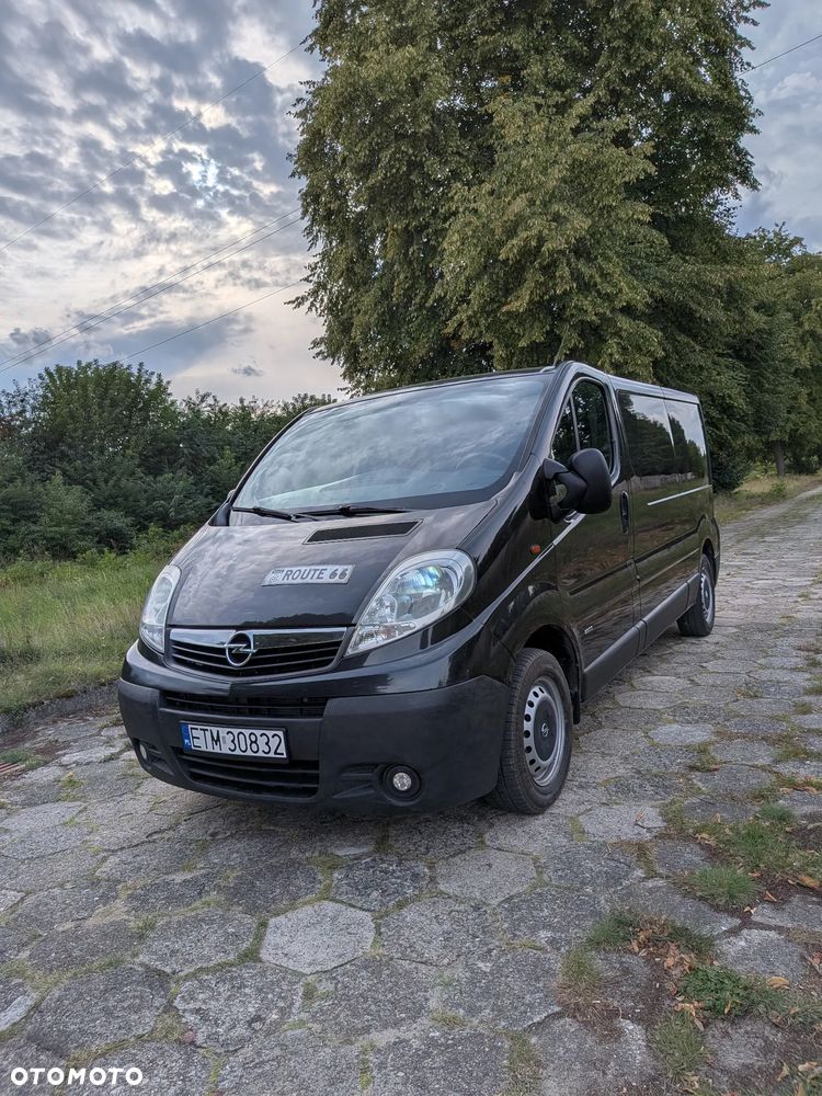 Opel Vivaro - 1