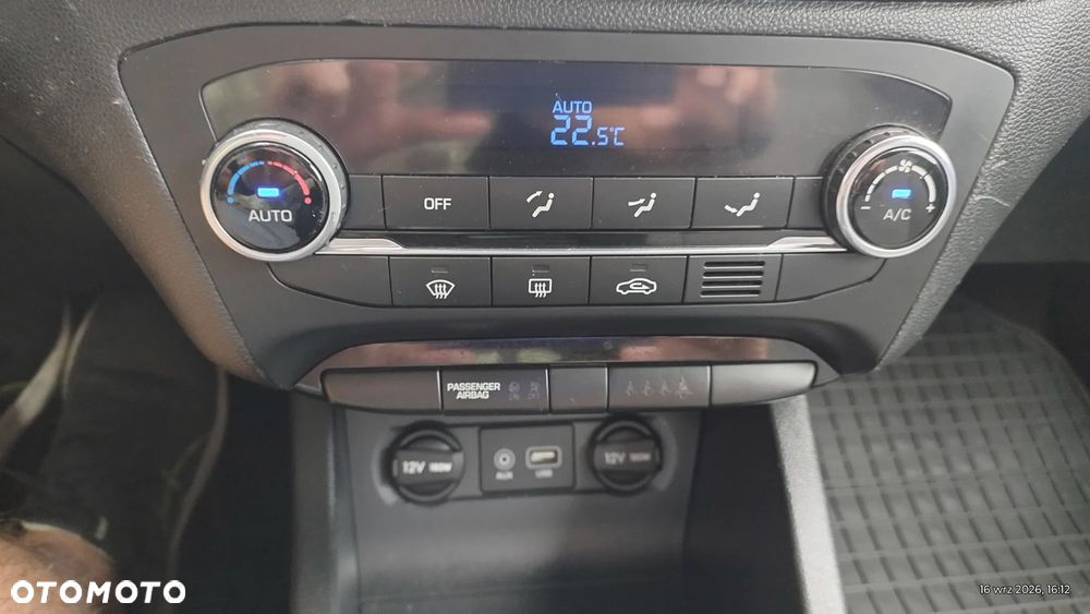 Hyundai i20 1.4 Comfort - 21