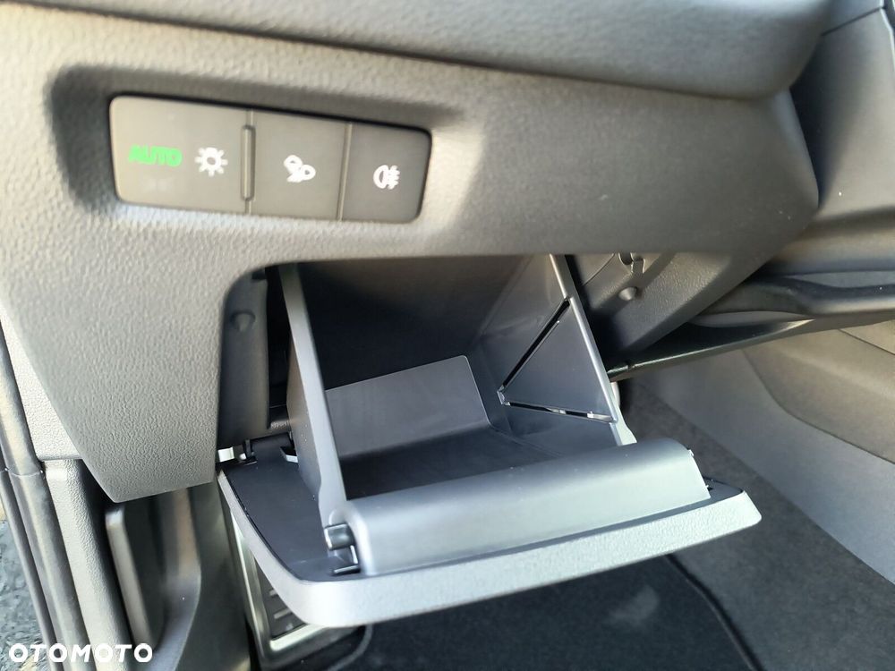 Skoda Octavia 2.0 TSI RS DSG - 24