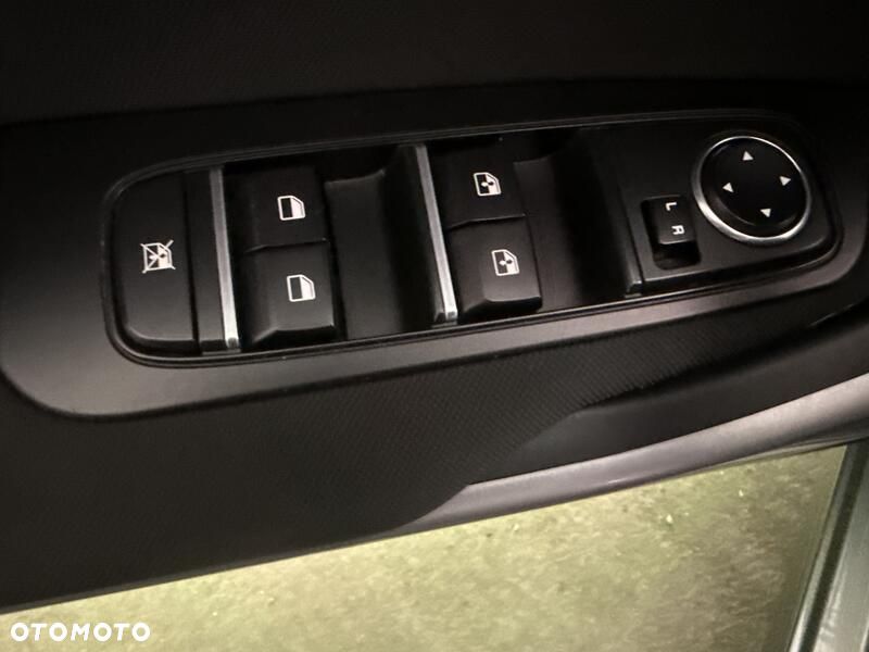 Kia Ceed 1.5 T-GDI M DCT - 12