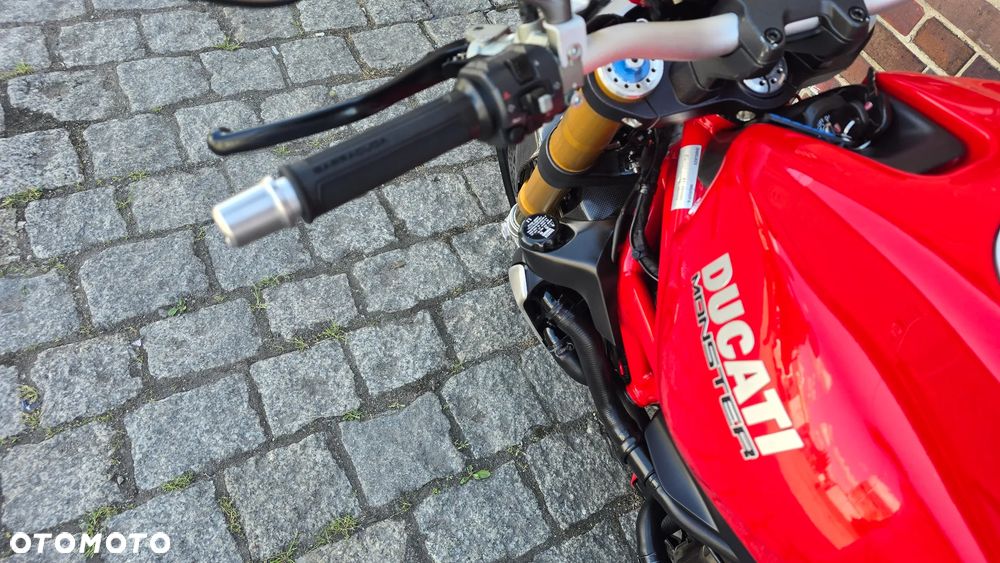 Ducati Monster - 12