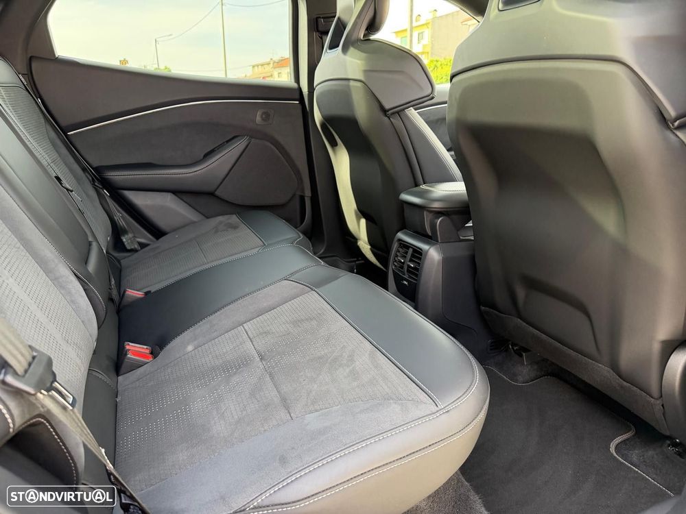 Ford Mustang Mach-E - 17