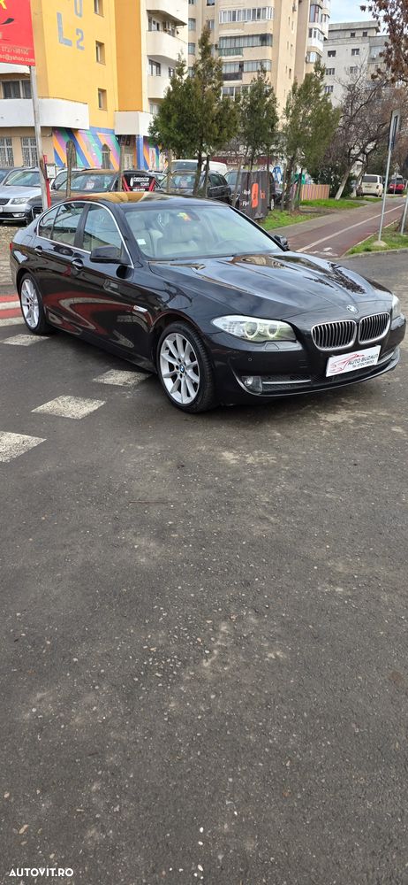 BMW Seria 5 520d - 7