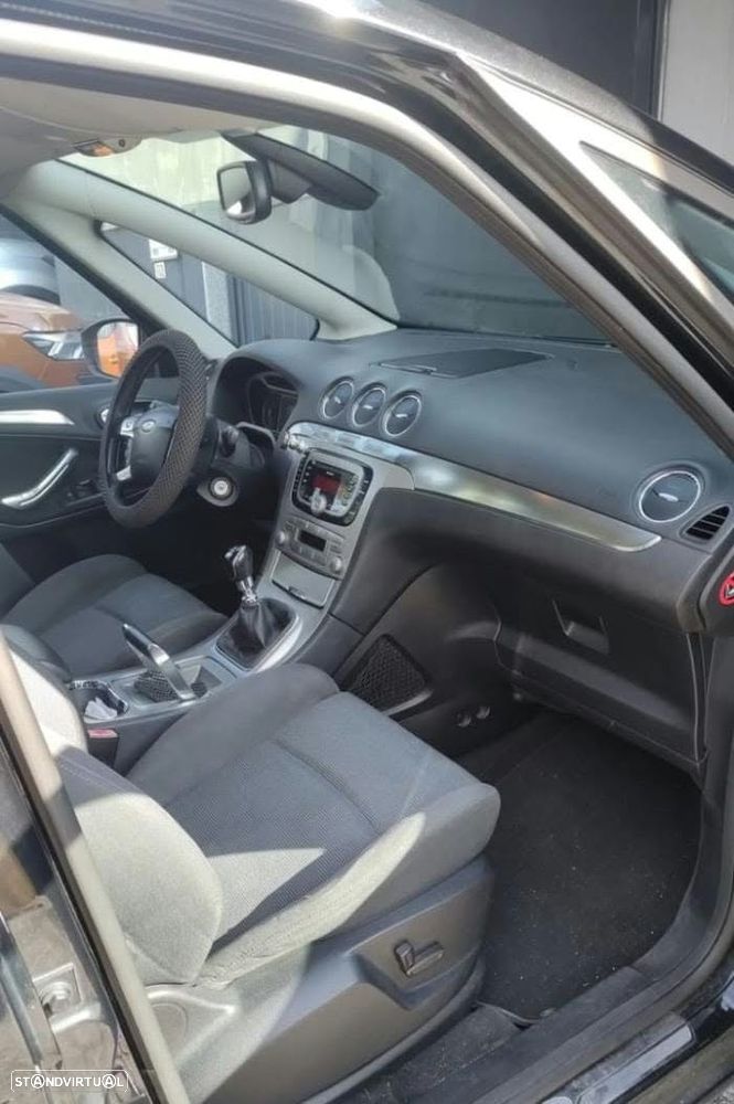 Ford S-Max 2.0 TDCi Titanium 5L - 4