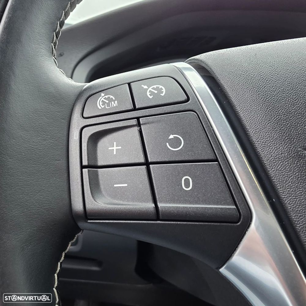 Volvo V40 1.6 D2 R-Design - 20