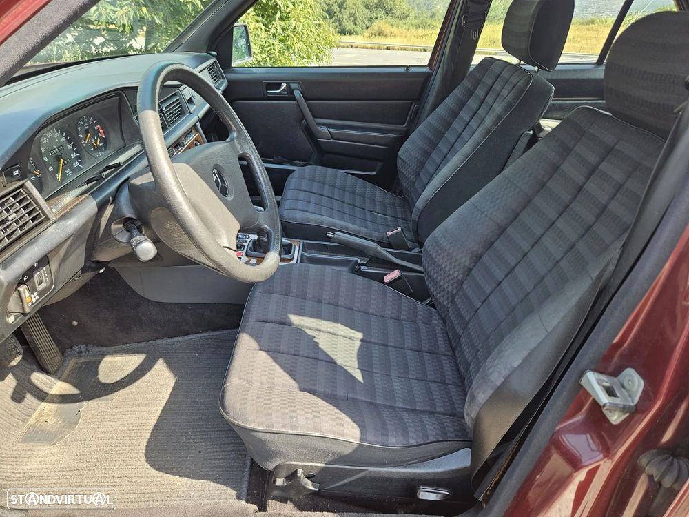 Mercedes-Benz A 190 - 44
