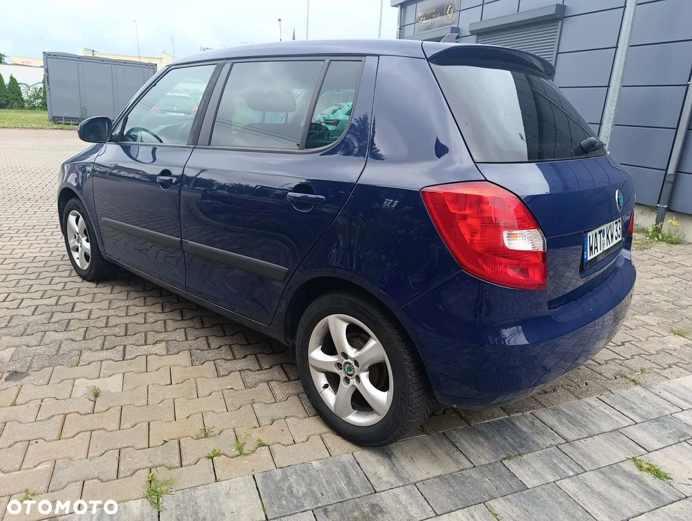 Skoda Fabia 1.2 HTP Ambiente - 5