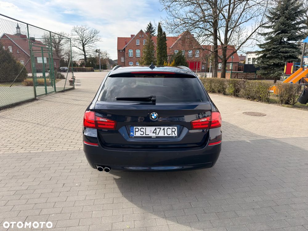 BMW Seria 5 520d - 7