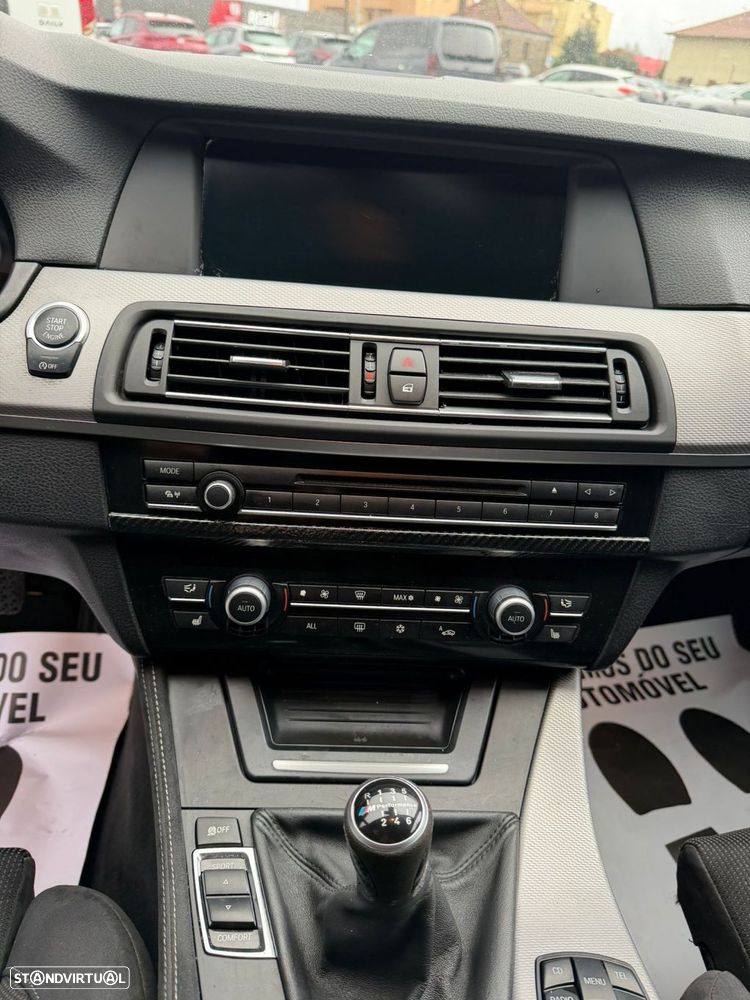 BMW 525 d Pack M - 29