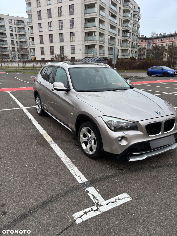 BMW X1 xDrive20i - 2