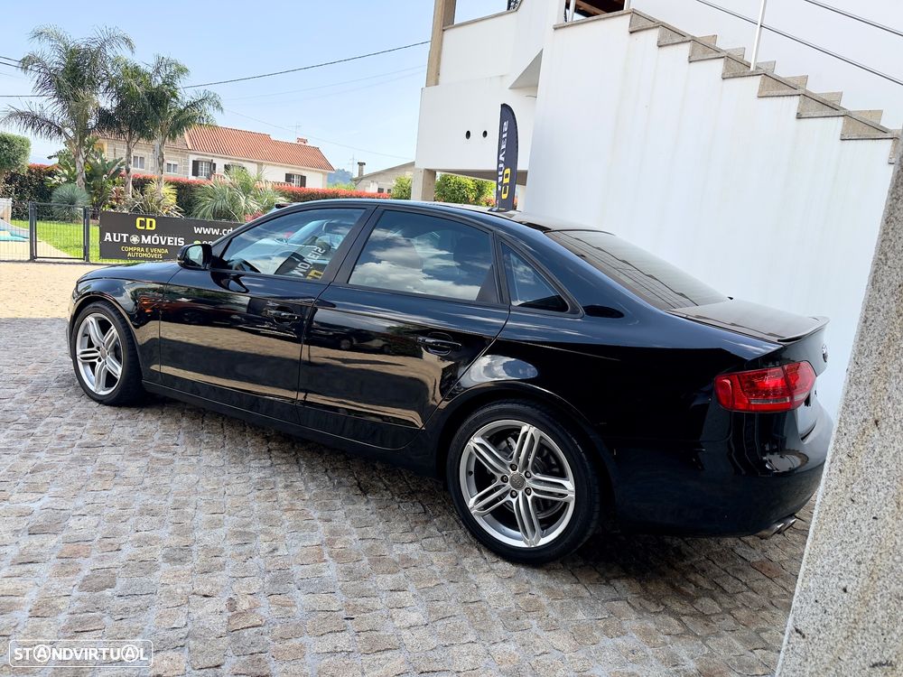 Audi A4 2.0 TDI S-line - 4
