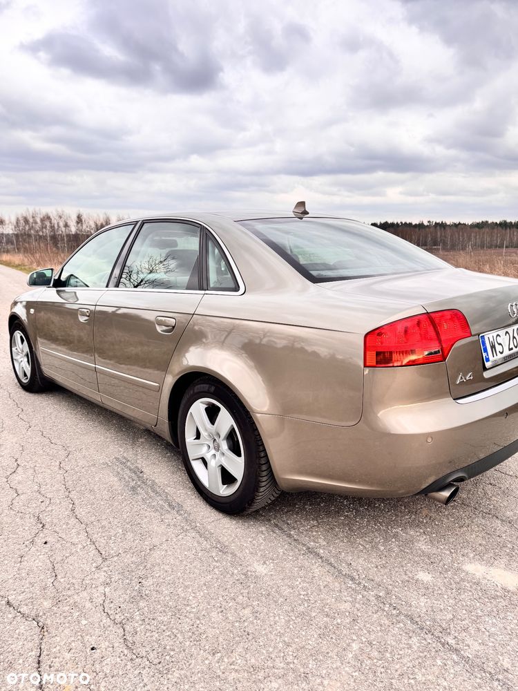 Audi A4 Limousine 2.0T FSI - 5