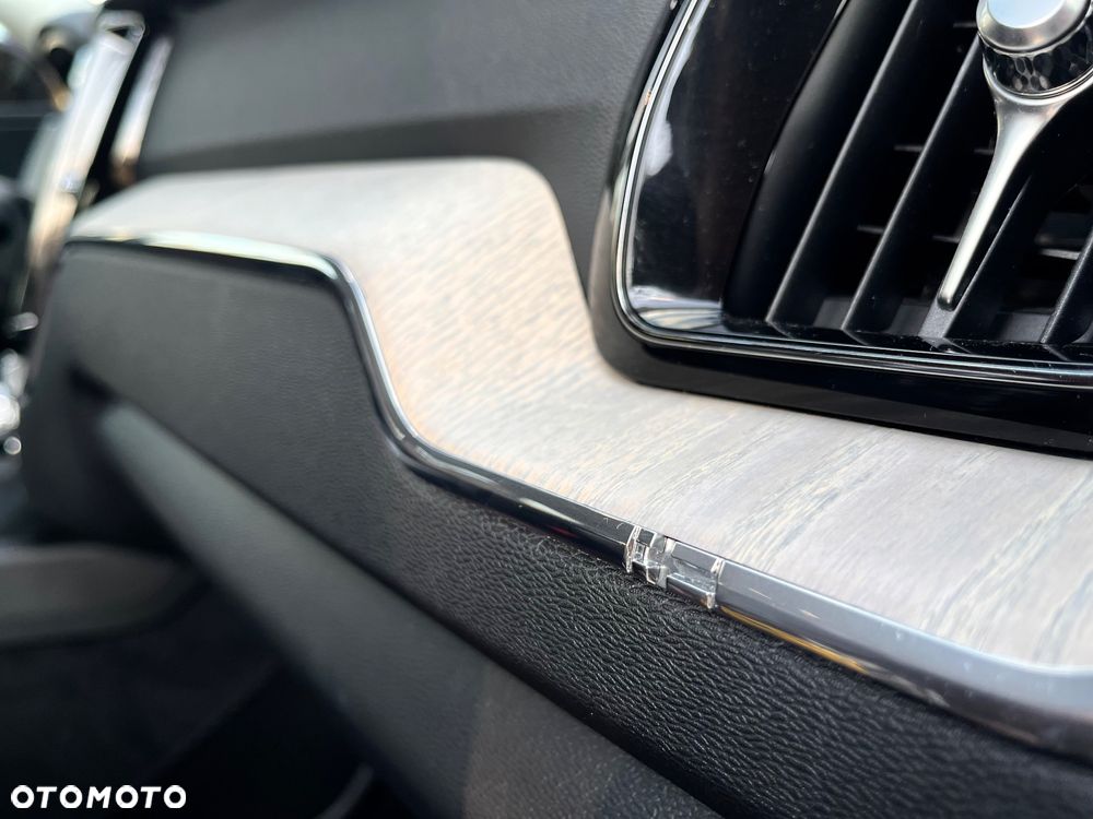 Volvo XC 60 D4 AWD Inscription - 21
