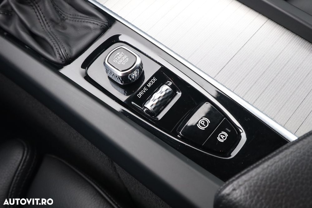 Volvo XC 60 D4 Geartronic Inscription - 23