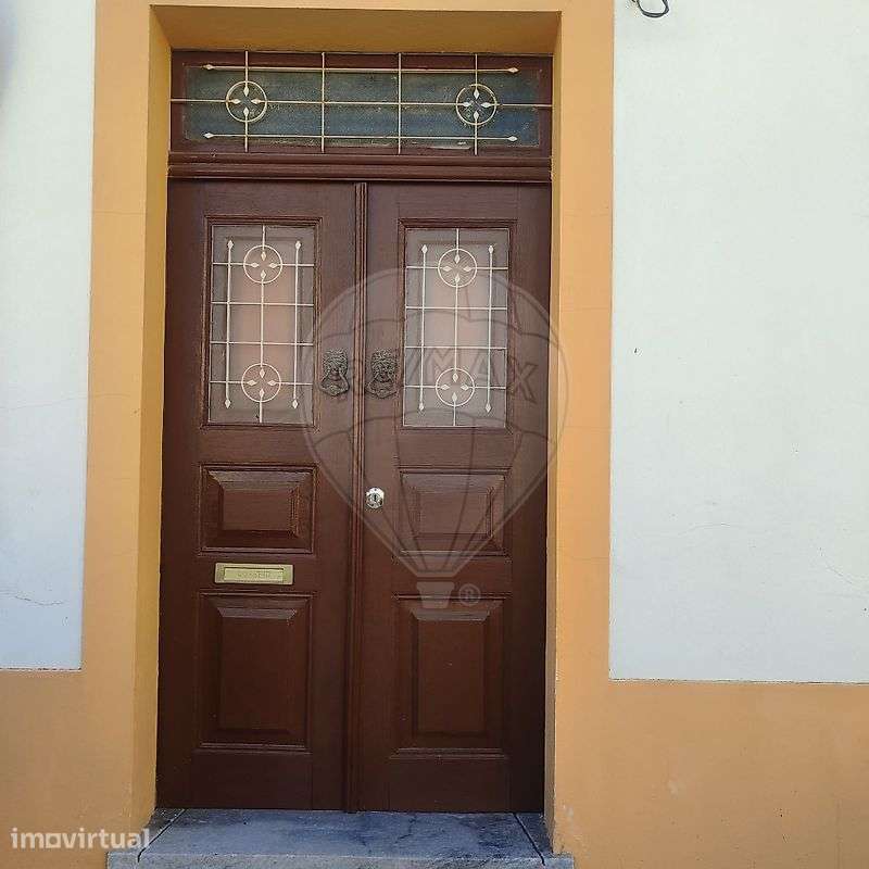 Moradia T1 para venda - Grande imagem: 2/13