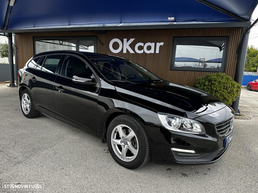Volvo V60 2.0 D2 Momentum - 8