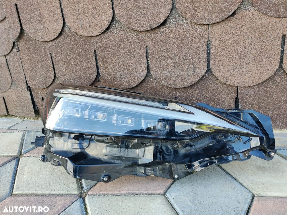 Far dreapta Xenon FULL LED cu 4 lupe LEXUS NX 2 2021-2025 YCJ1655 / SG EJ - 2