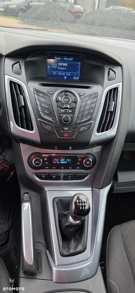 Ford Focus Turnier 1.6 TDCi DPF Titanium - 19