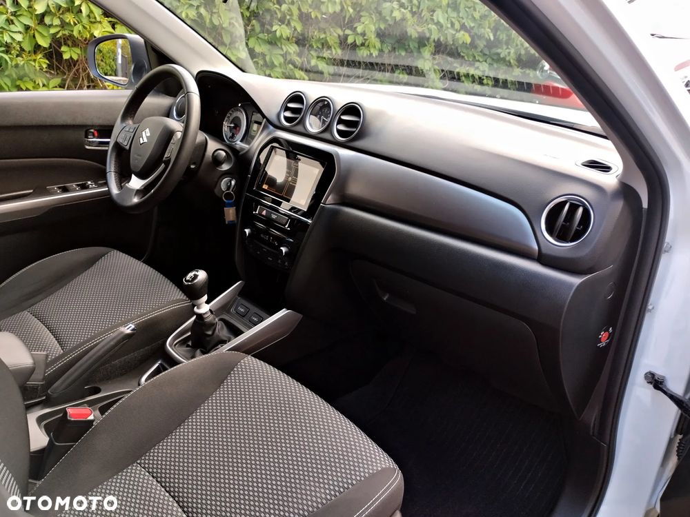 Suzuki Vitara - 8