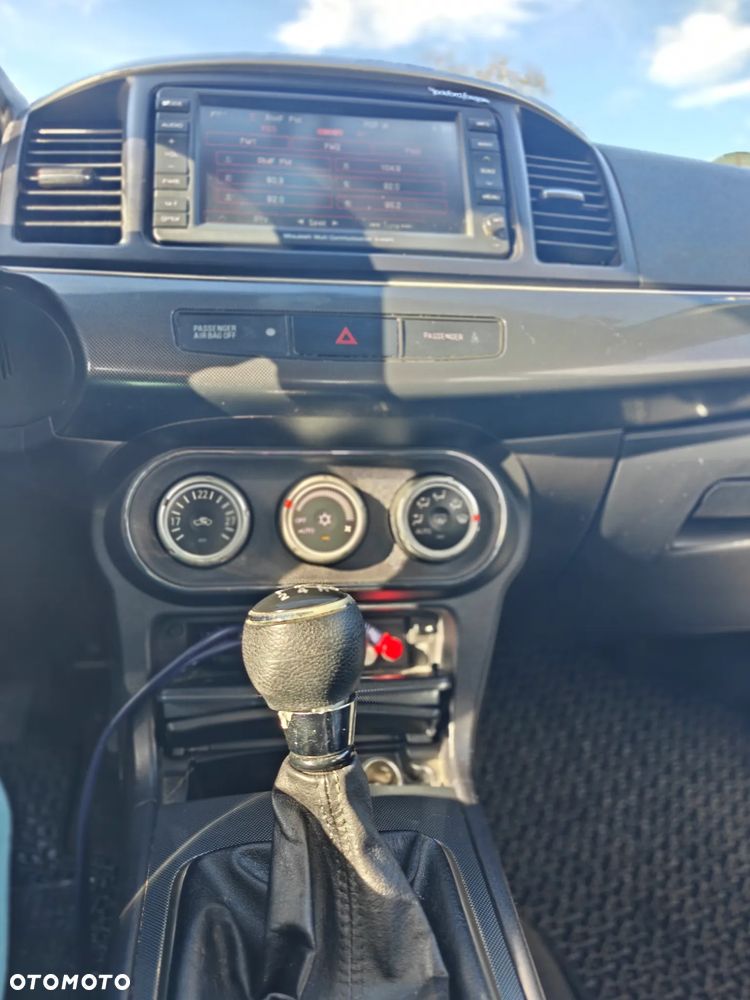 Mitsubishi Lancer - 19