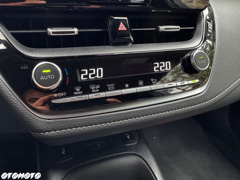 Toyota Corolla 1.8 Hybrid Comfort - 26