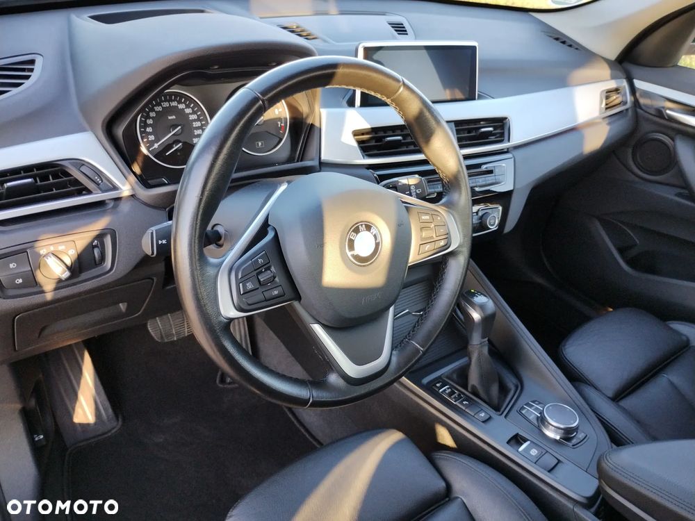 BMW X1 xDrive25i Advantage - 33