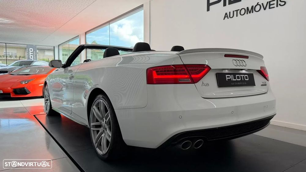 Audi A5 Cabrio 2.0 TDi S-line - 8