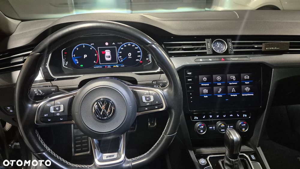 Volkswagen Arteon 2.0 TDI SCR R-Line DSG - 12
