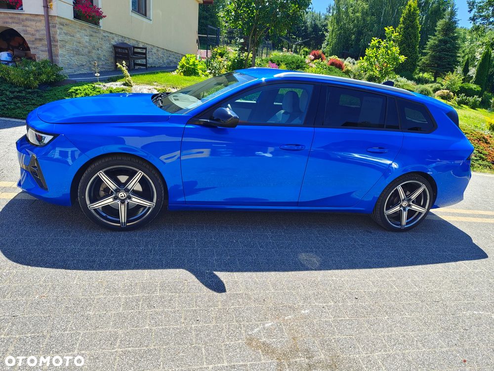 Opel Astra 1.2 T GS Line S&S - 4