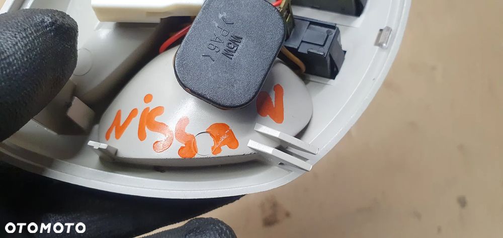 Lampka oświetlenie kabiny podsufitki Nissan Almera Tino - 7
