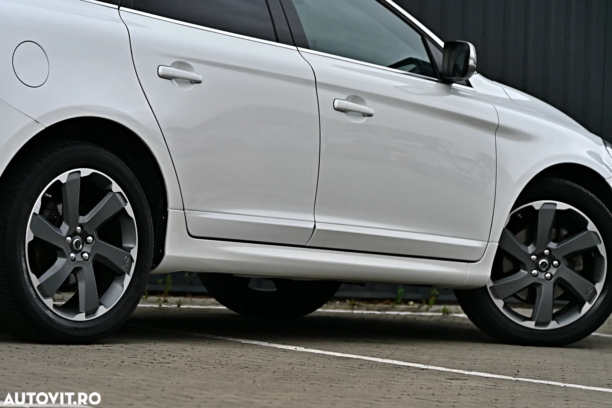 Volvo XC 60 D4 AWD Geartronic Ocean Race - 39