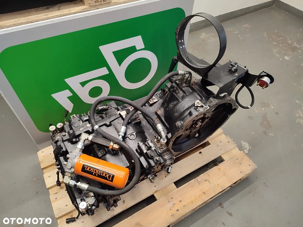 Skrzynia biegów 323-8993 Przekładnia Powershift LKT40390  CAT TH 407 - 4