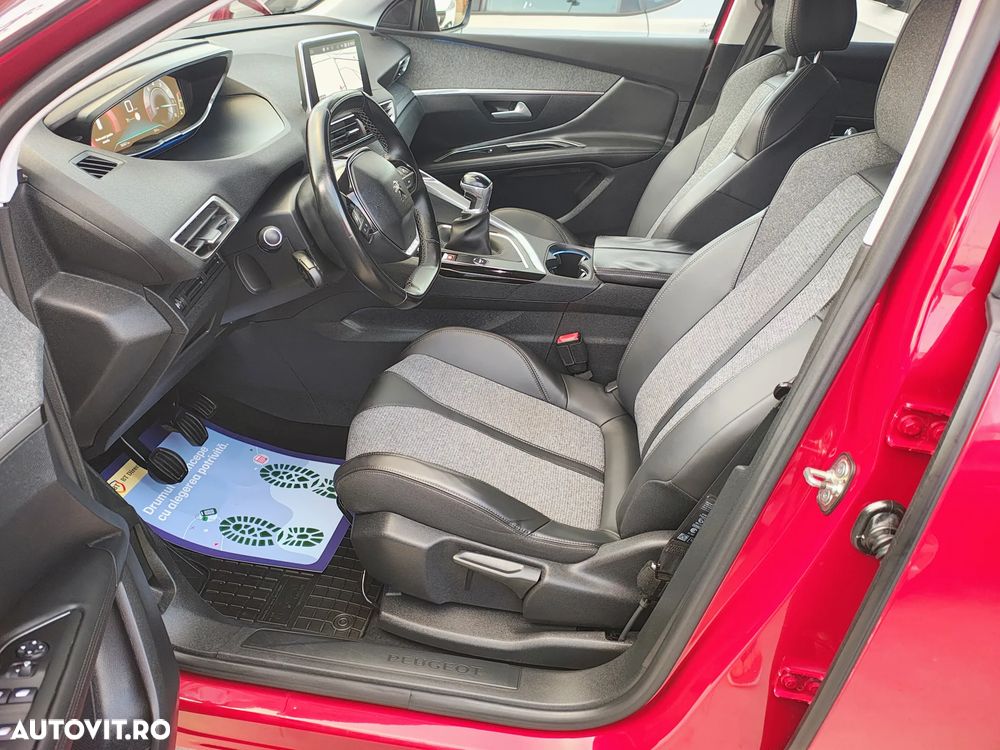 Peugeot 3008 PureTech 130 Stop & Start GPF Allure - 20