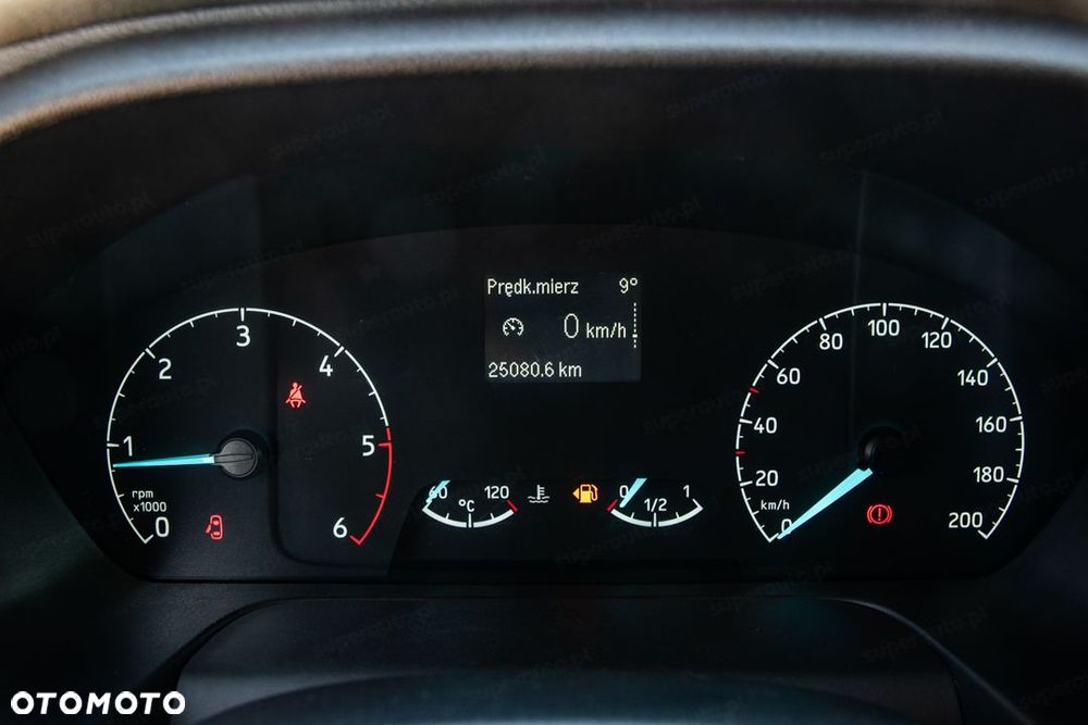 Ford Transit 350 L4H3 RWD Ambiente 2.0 130KM - 21