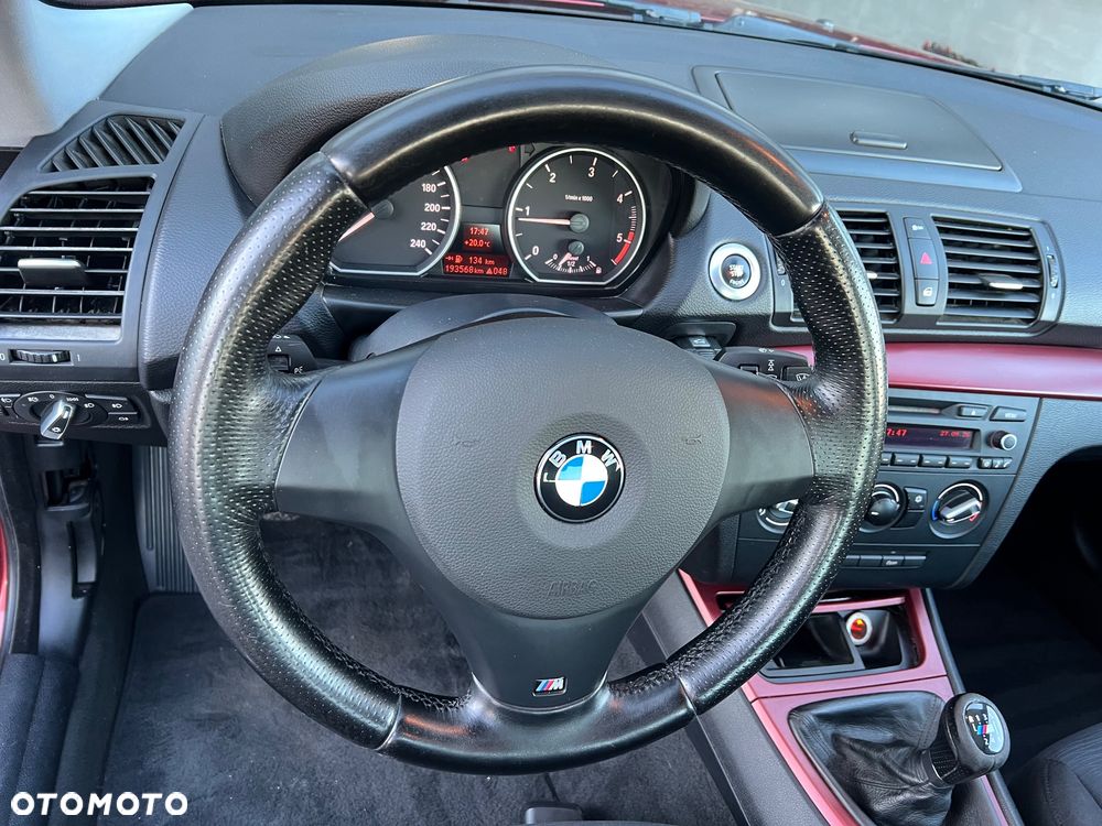 BMW Seria 1 118d - 23