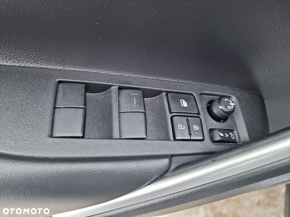 Toyota Corolla Cross 2.0 Hybrid Style - 12