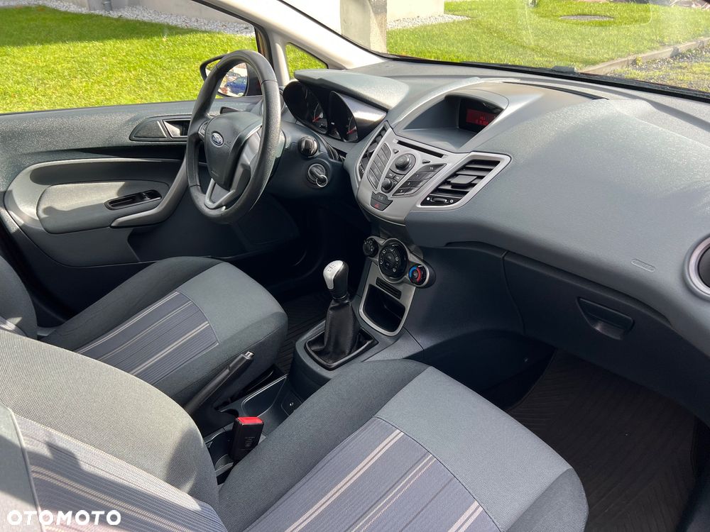 Hyundai i10 - 15