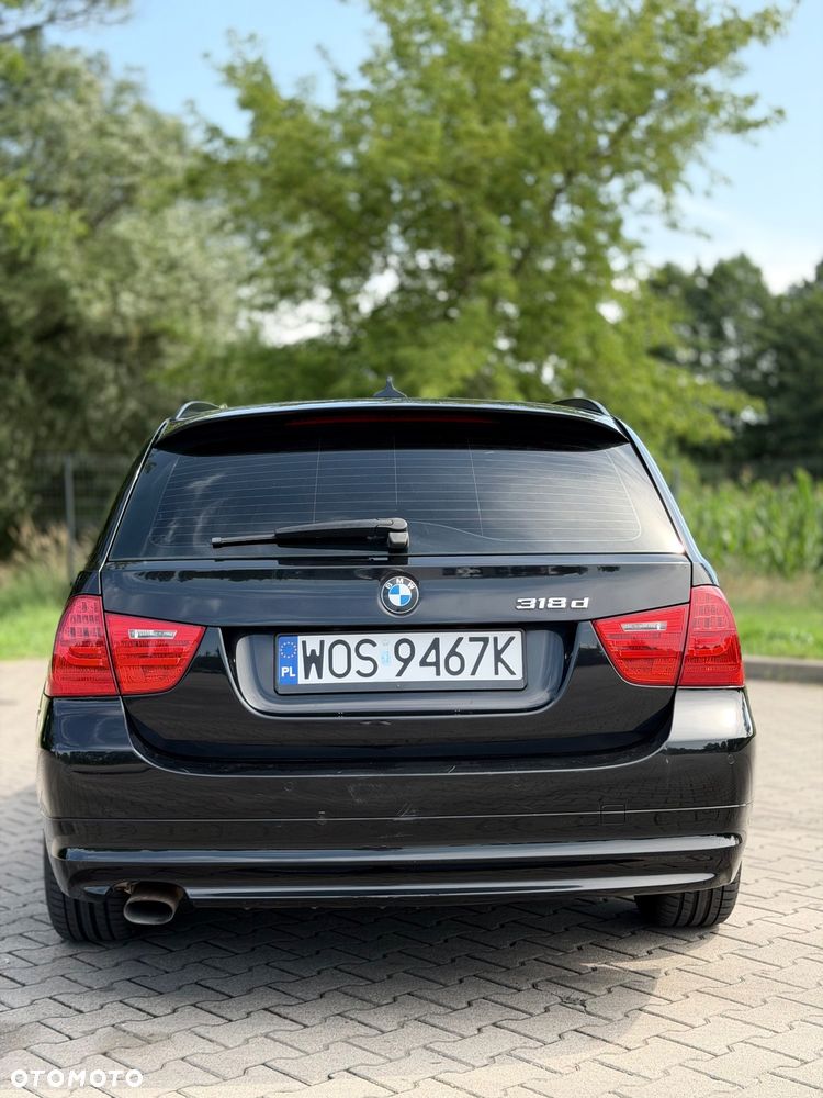 BMW Seria 3 318d - 9