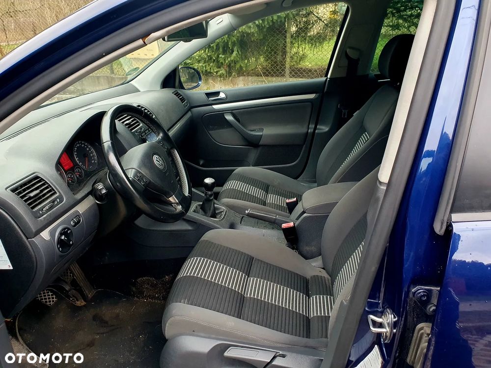 Volkswagen Golf - 14