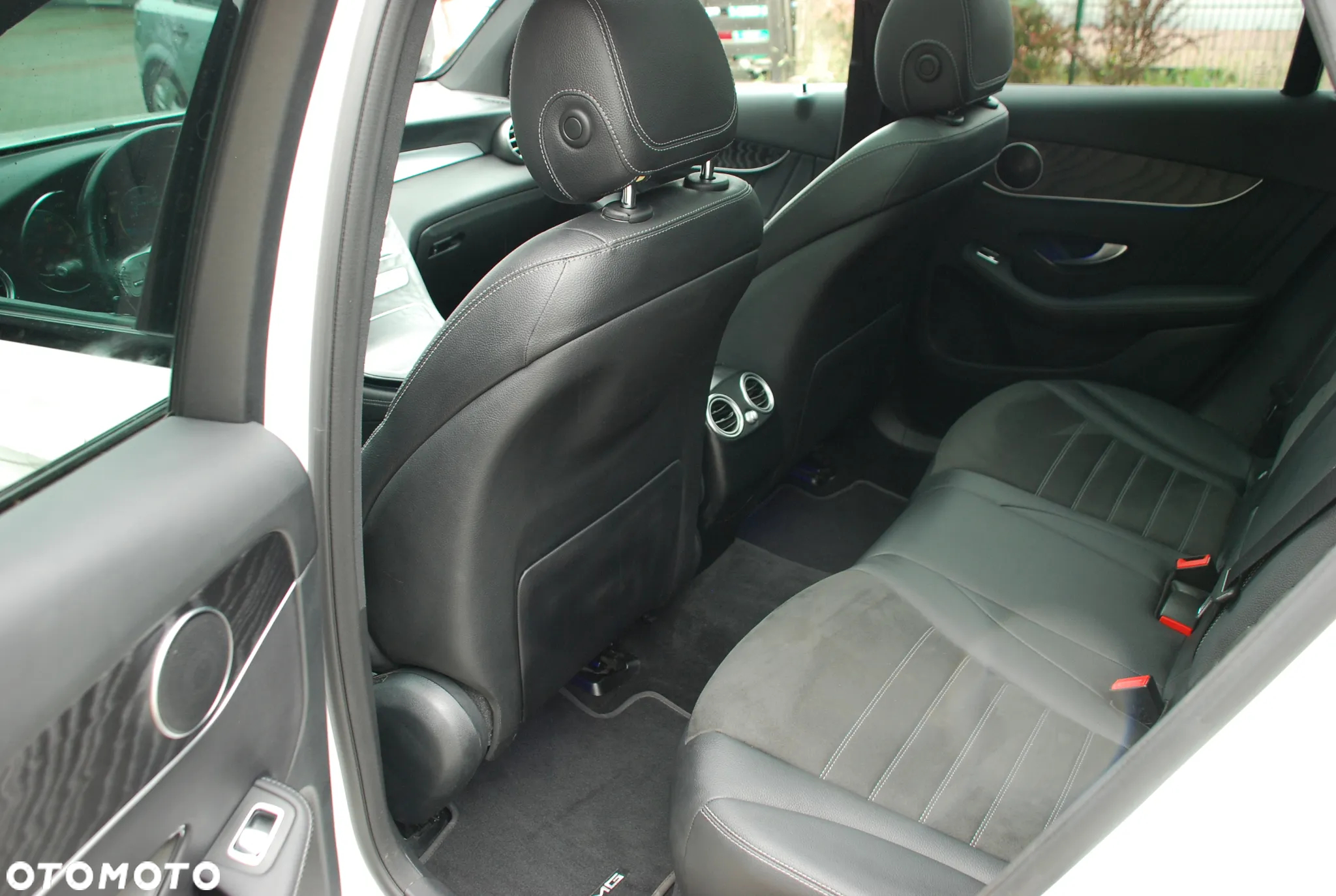 Mercedes-Benz GLC 200 4-Matic - 12