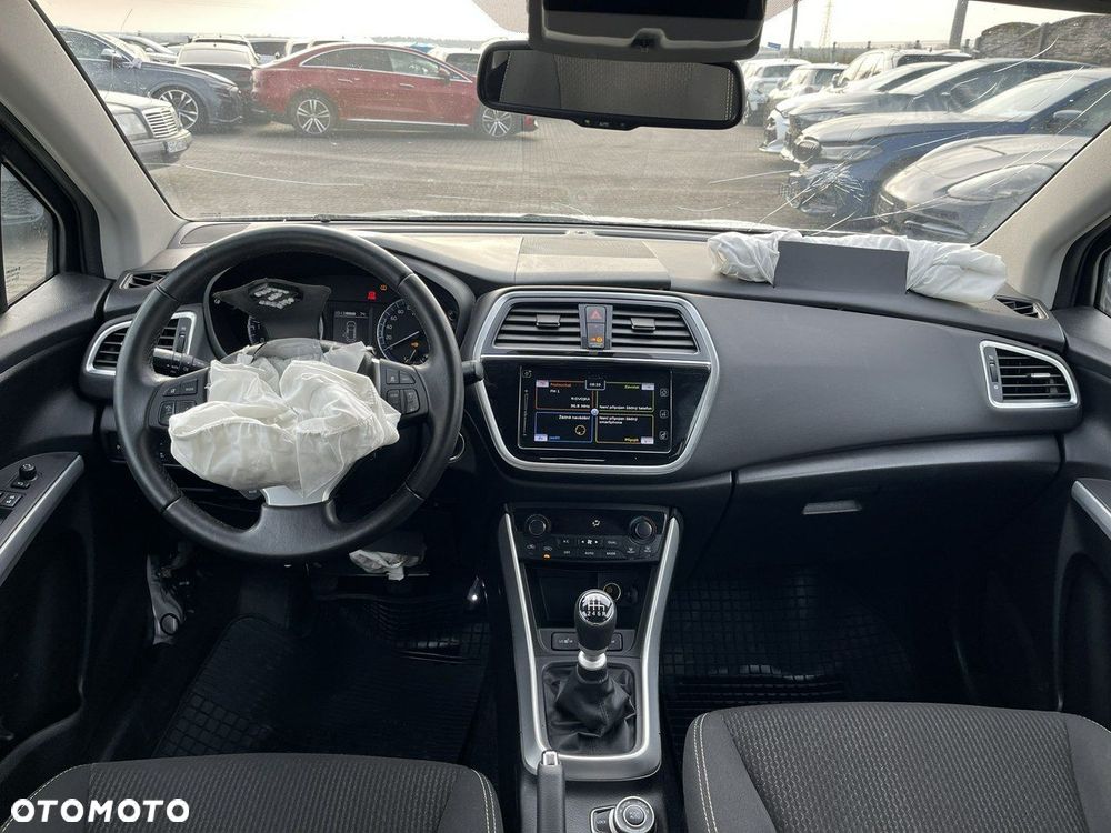 Suzuki SX4 S-Cross 1.4 T Premium 4WD - 9