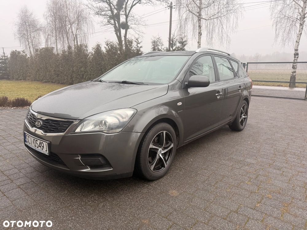 Kia Ceed 1.4 CVVT Attract - 16