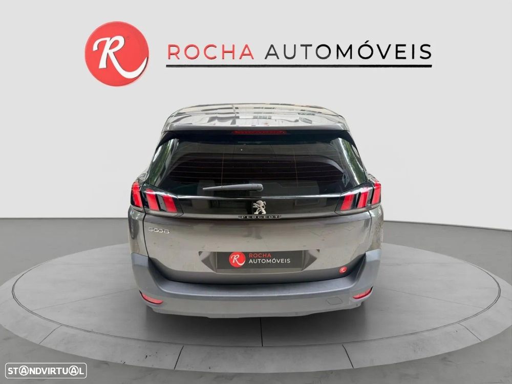 Peugeot 5008 - 13
