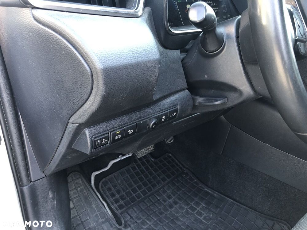 Toyota Corolla 1.8 Hybrid Style - 10