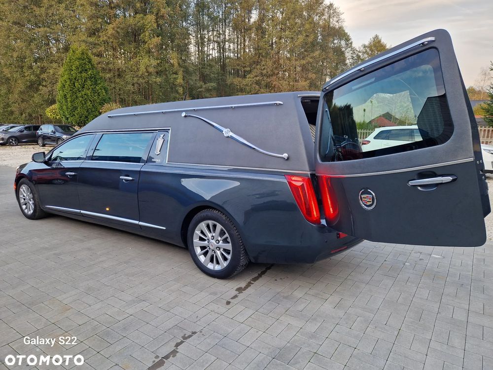 Cadillac XTS - 8
